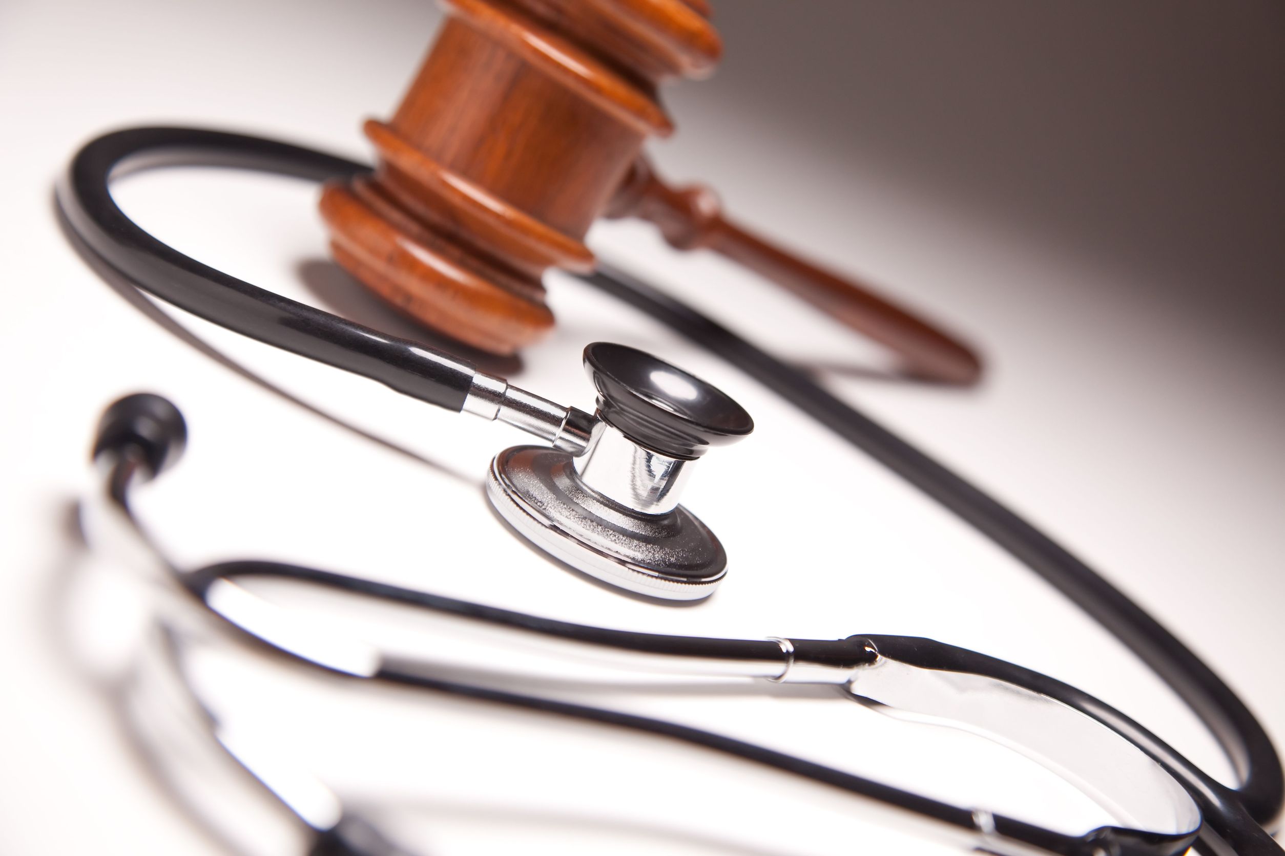 How a Seasoned Medical Negligence Attorney in Connecticut Can Help Victims